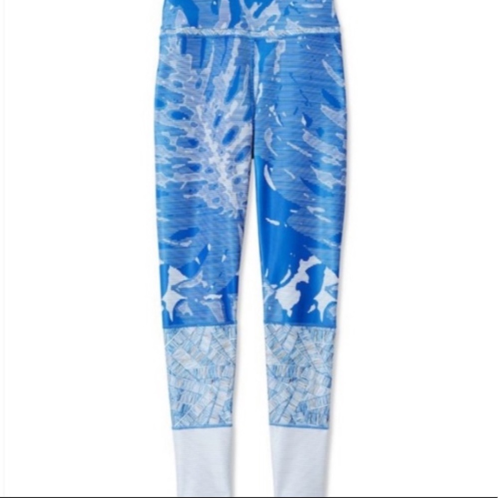 Women's Joy Lab Blue Leaf Patterned Mid Rise Athletic Leggings Size Medium